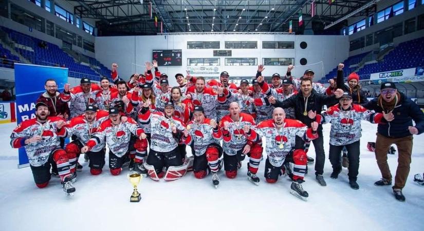 Kohász címert rája! - új hokiklub Dunaújvárosban