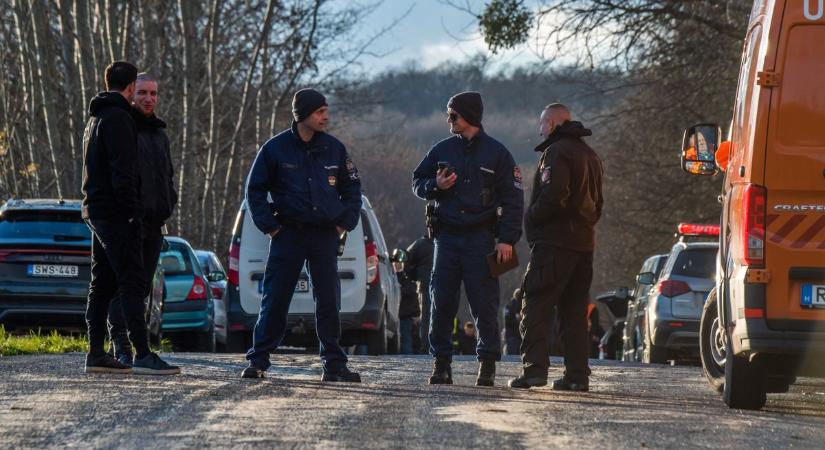 Fegyvert találtak egy magyar iskolában, kiürítették az épületet