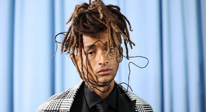 Forrong a divatipar: szakmai tapasztalat nélkül kapta meg a nagy lehetőséget Jaden Smith, Will Smith fia – a Christian Louboutin férfi cipőinek élére került