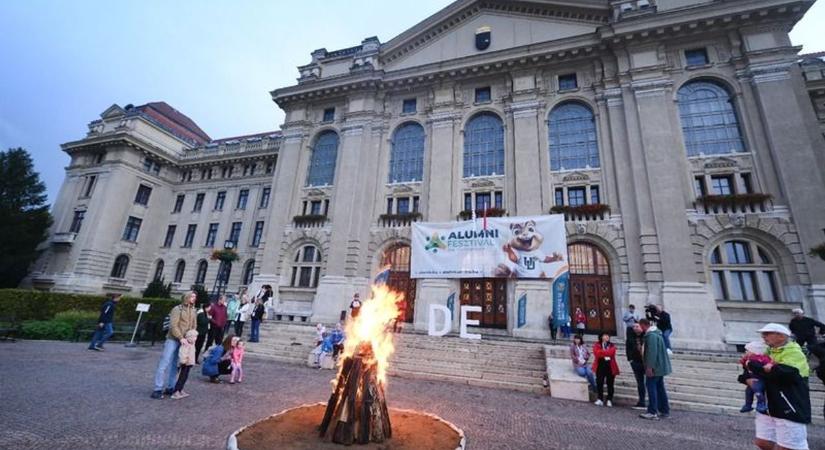 Még lehet jelentkezni az Alumni Fesztiválra – Egésznapos programsorozattal várnak a Debreceni Egyetemen