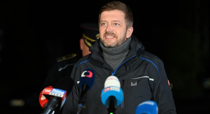 Muránsky tiltakozott amiatt, hogy Rakušan részt vett a pozsonyi tüntetésen