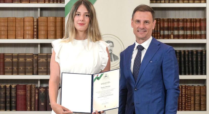 Szombathelyi joghallgató vehette át a rangos Deák Ferenc Ösztöndíjat az igazságügyi minisztertől