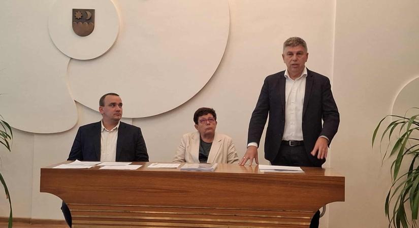 Csenger Tibor szerint két választókerület létrehozása erősebb régiós képviseletet biztosítana