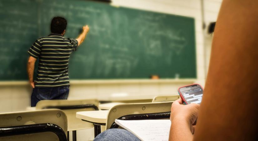 Figyelem! Új tantárgy érkezik a magyar iskolákba