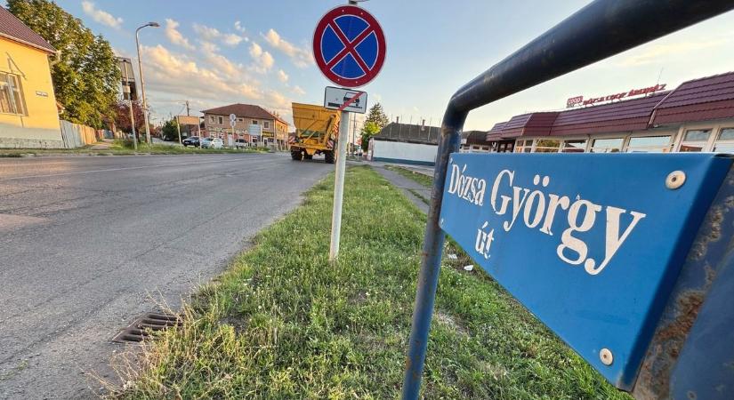 Egy lépéssel közelebb a megoldás – legutóbb egy kombájn hajtott át egy nőn a hajdúszoboszlói csomópontban