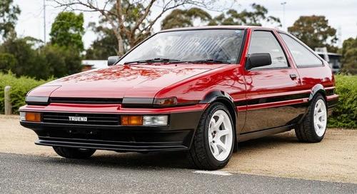 Gyári alkatrészek készülnek a Toyota AE86-hoz