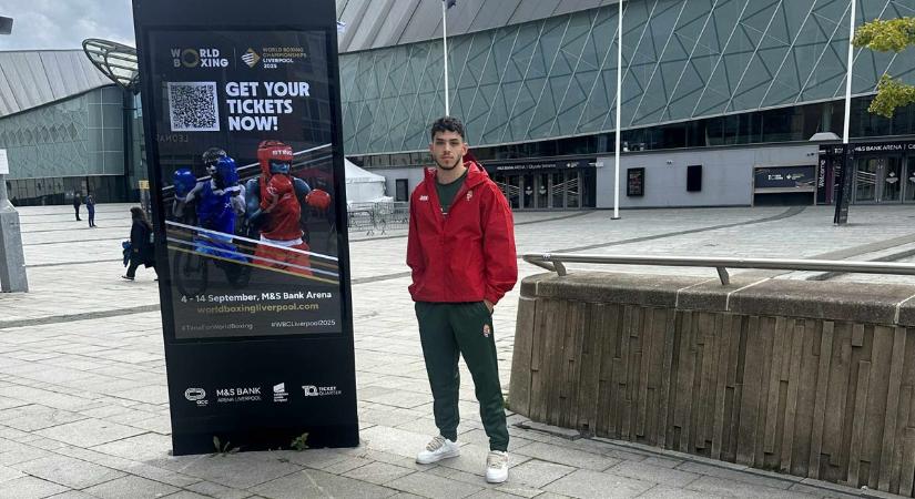 Szekszárdi öklök Liverpoolban: Bátori Mihály világbajnoki bemutatkozása