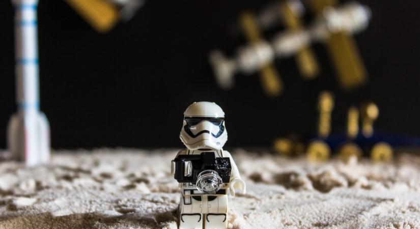 Kalózos vizekre evezhet a Star Wars az új filmjével Ryan Goslinggal