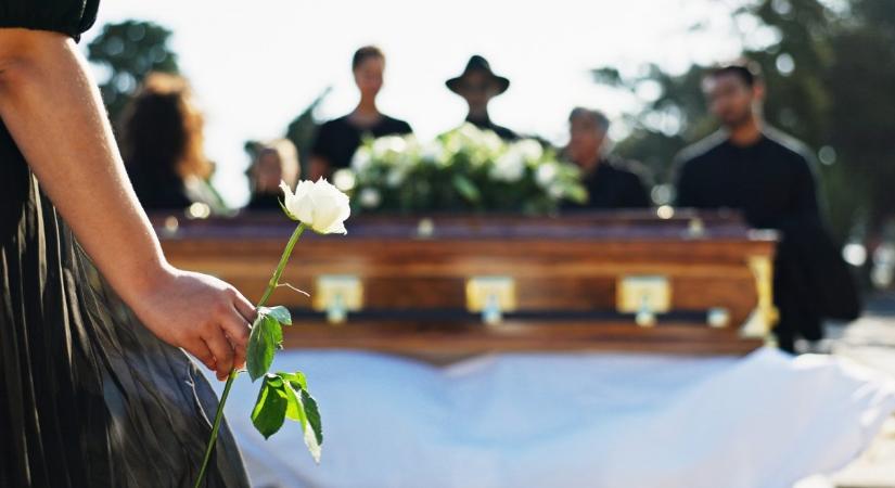 Esküvői tragédia – kómába esett, majd meghalt a menyegzője után az ismert 26 éves nő