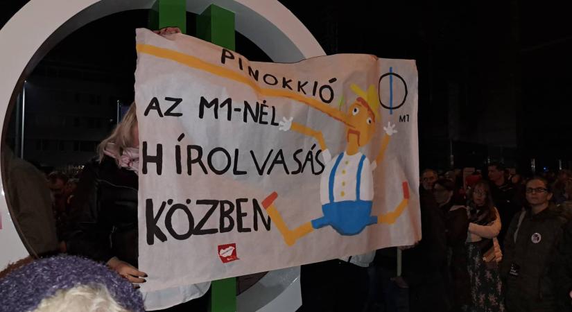 A köztévének egy rossz szava sincs a kormányról, nem úgy a Tisza pártról
