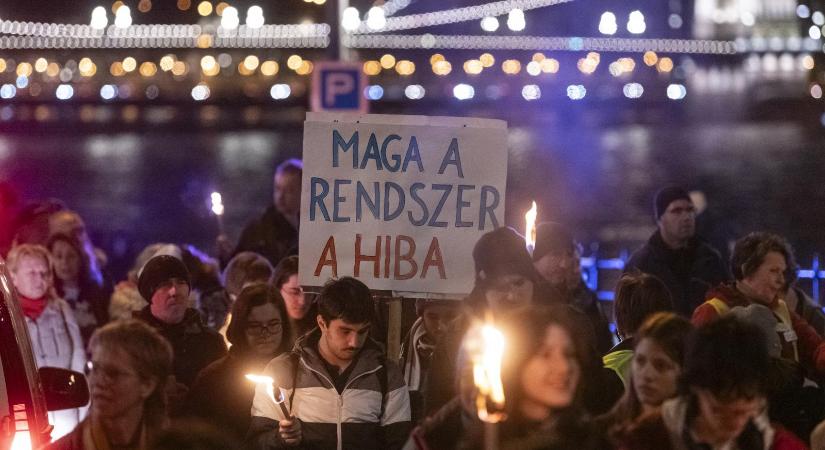Szabadulna a felelősségtől az Orbán-kormány, egyházakhoz kerülhetnek a magyarországi gyermekvédelmi intézmények