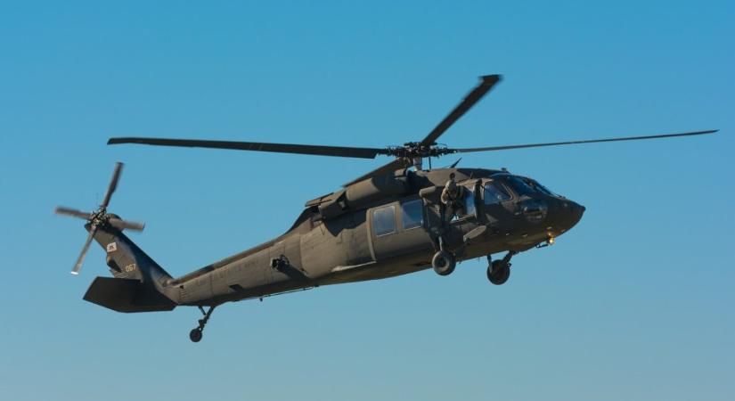 Négy katona volt a becsapódott katonai helikopteren