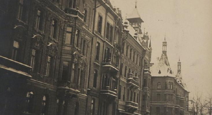Budapest elveszett tetődíszei – A Kolonics-bérház