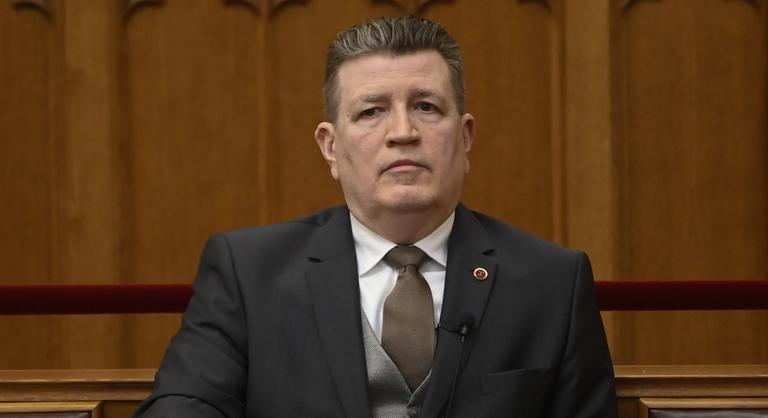 Felmentették tisztségéből Ibolya Tibort, a legfőbb ügyész helyettesét