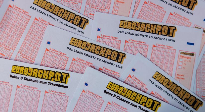 Óriási fordulat, rendkívüli hír, az Eurojackpot pénteki sorsolásáról van szó