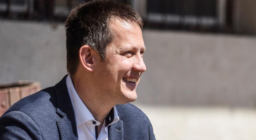 A kormány átadná az egyházaknak a gyermekvédelmi intézményeket?