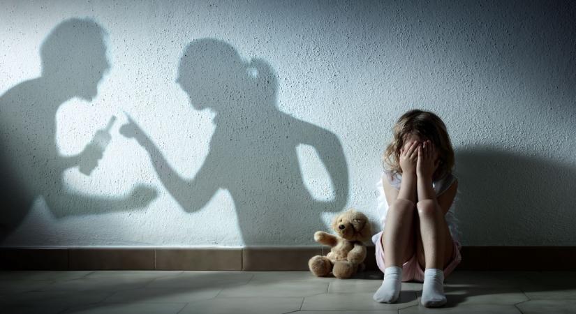 Alkoholfüggő szülők árnyékában: így sínylik meg a gyerekek a családi terhet