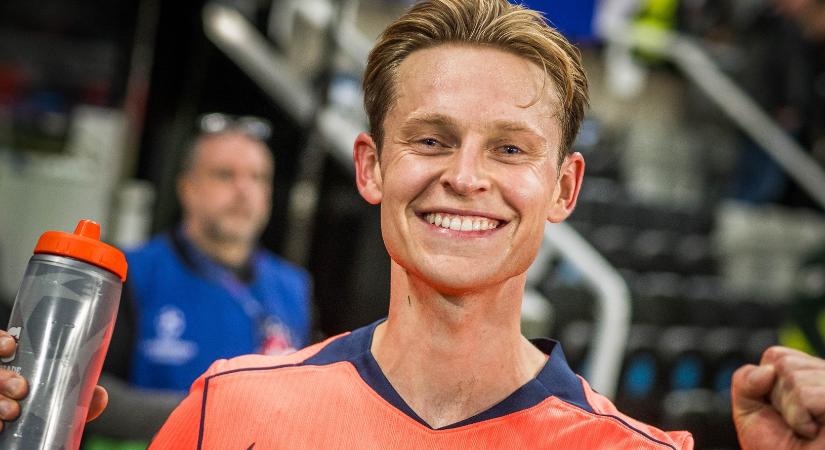 Címlapon Frenkie de Jong klubváltása, hivatalos ajánlatot kapott az FC Barcelona