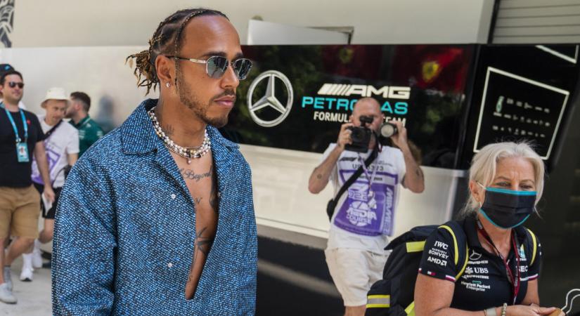 Lewis Hamilton luxusautók helyett más méregdrága hobbira költi iszonyatosan sok pénzét
