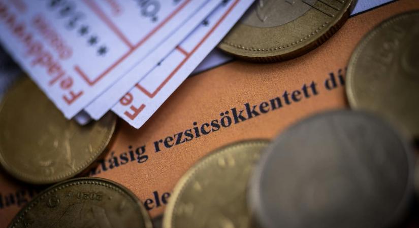 Kivesz a kormány 155 milliárdot a rezsivédelmi alapból