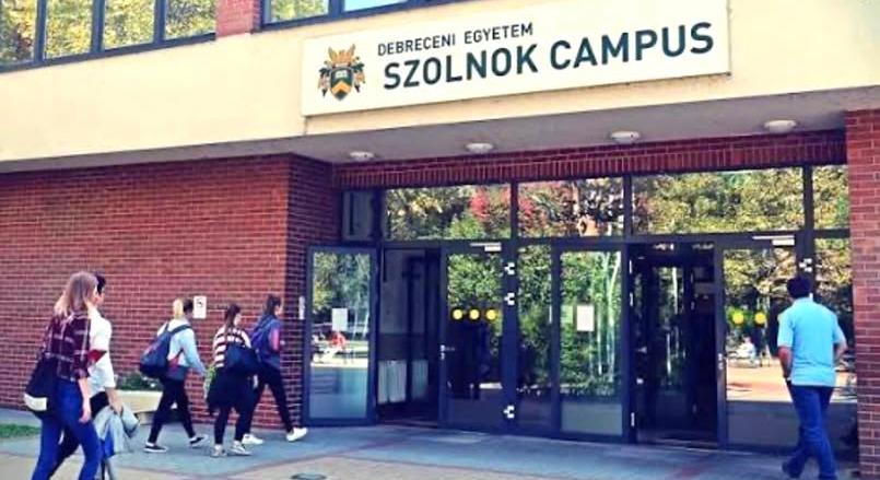 Több támogatást kaphatnak a szolnoki fiatalok a felsőoktatásban