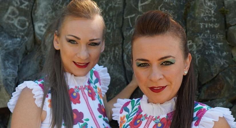 Angolul is szárnyalnak a zalai együttes mulatós muzsikái