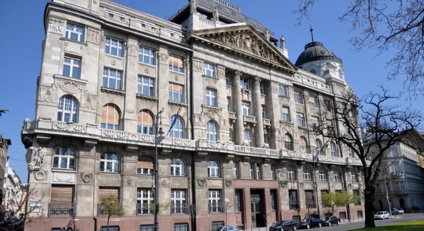 Eladták a Belügyminisztérium épületét, de vajon ki áll a háttérben?