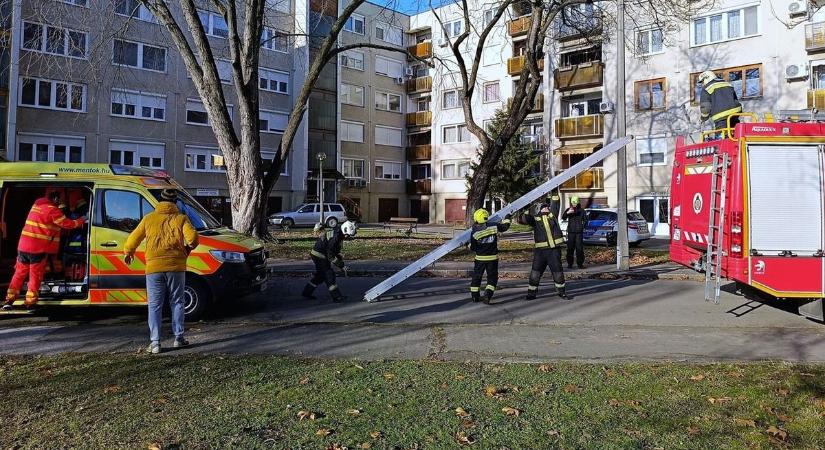 Tragédia Pécsen: holtan találták lakásában az idős férfit