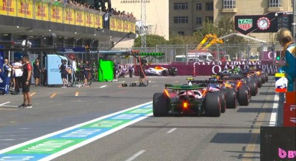ÉLŐ: A második F1-es edzés Bakuban