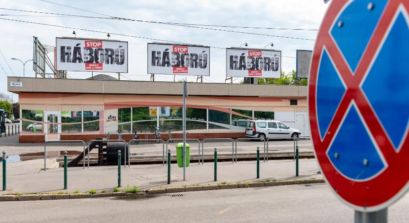 Nem lehet népszavazást tartani a háborús hirdetések eltörléséről