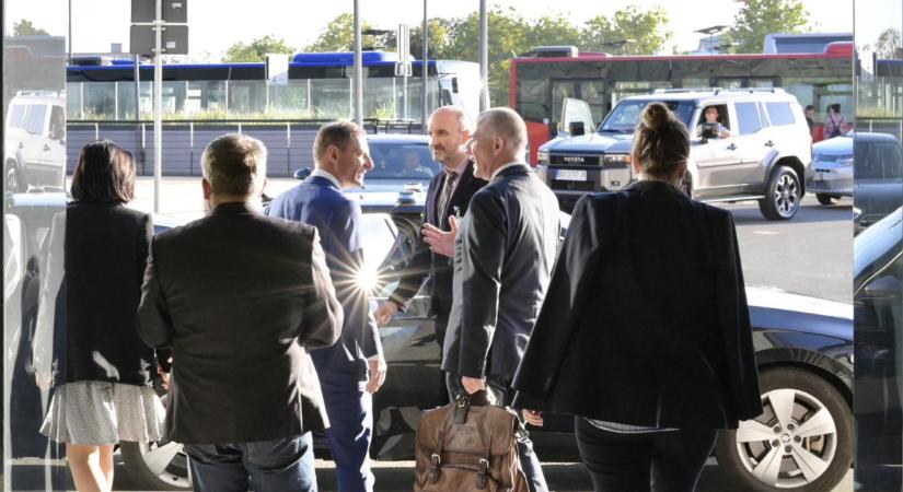 Új szövetségest szeretne az Orbán-kormány minisztere az EU-ban