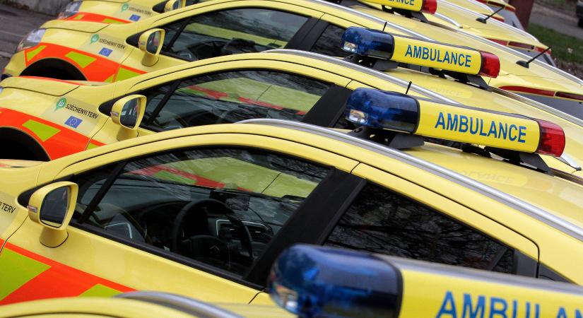 Mentősök mentették meg az édesanyját-így köszönte meg a lánya
