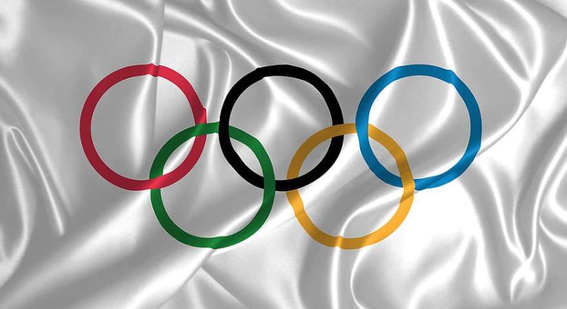 Téli olimpia: nem játsszák le az orosz himnuszt