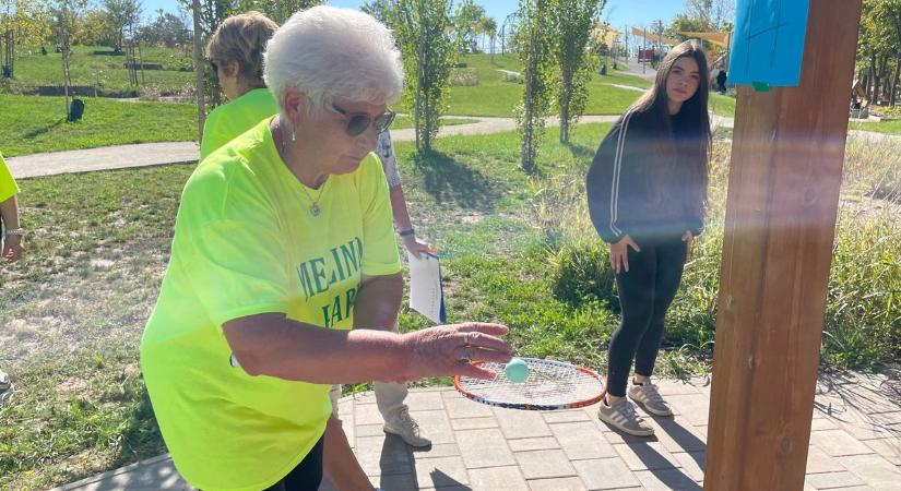 Örökifjak a pályán – 34 nyugdíjas csapat versenyzett Kecskeméten – fotók, videó