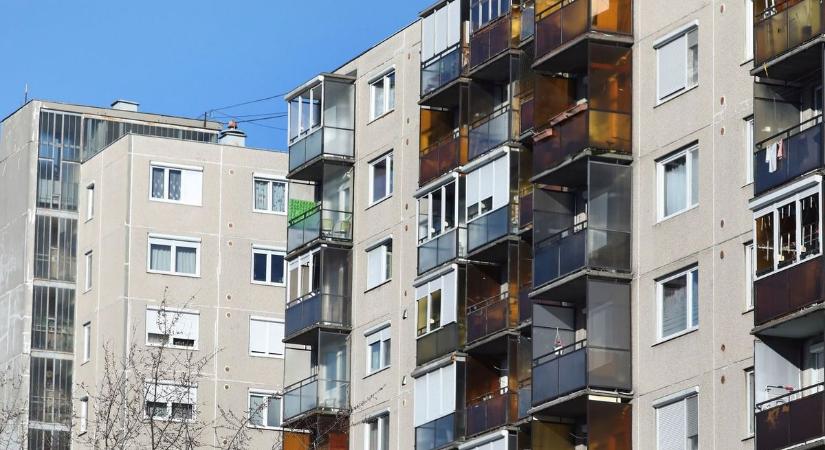 Akár több mint száz bérlő lakhatási nehézsége is megoldódhat – így segítheti a rendeletmódosítás a debrecenieket