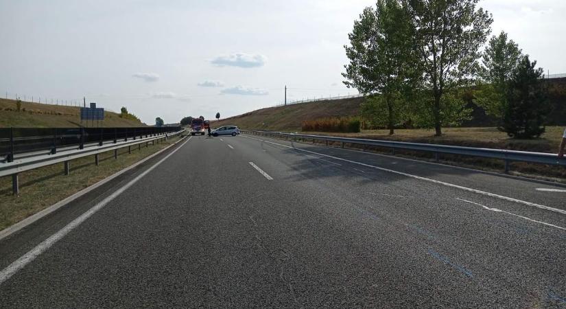 Megbénult a közlekedés az M3-ason, súlyos baleset történt a Budapest felé vezető úton