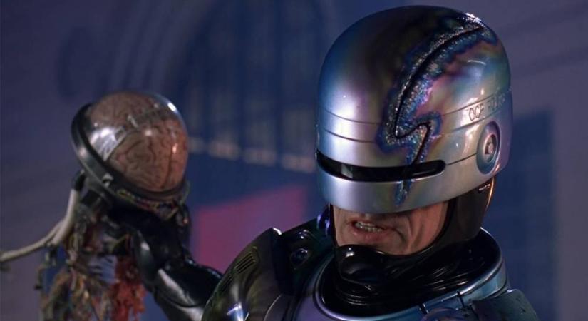 Robotzsaru 2.: A gép és az ember határán (kritika)