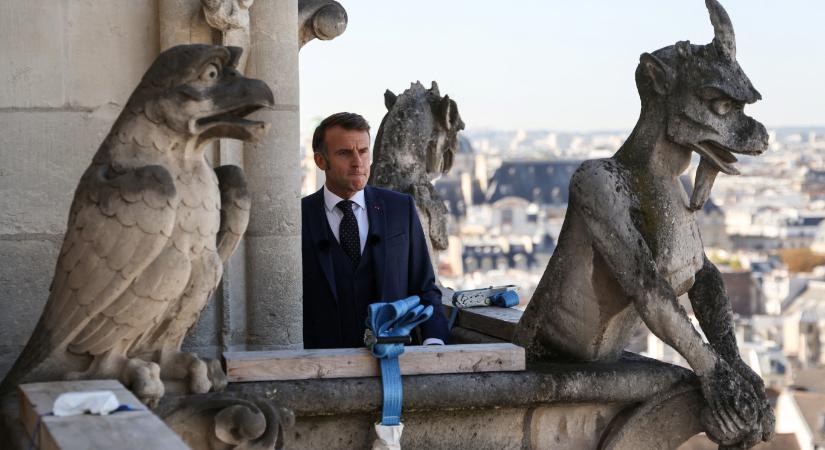 Már szét lehet nézni a Notre-Dame tetéjéről
