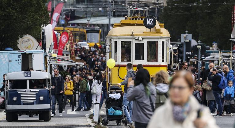 Ne megszokásból vezessen a hétvégén Budapesten, több helyen lezárás várja