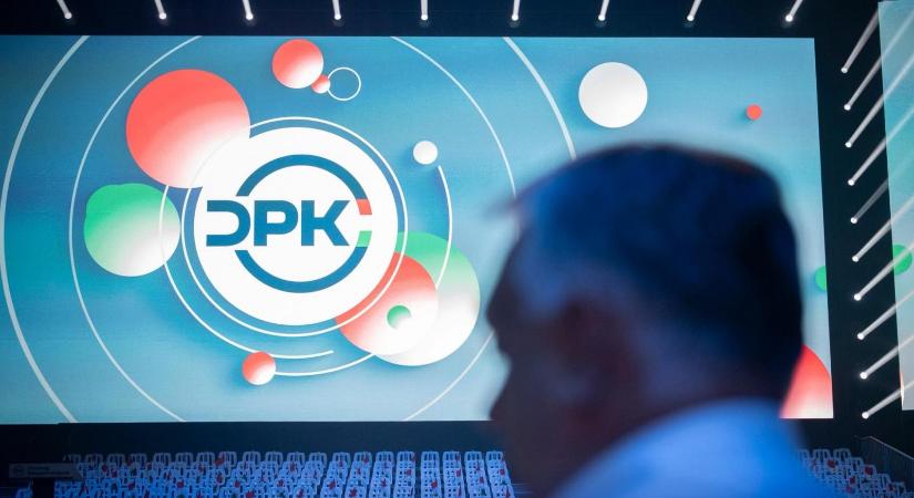 A szervező cég azt állítja, hogy magánadományaiból bérelik ki a Papp László Budapest Sportarénát az Orbán-féle Digitális Polgári Körök nagygyűlésére