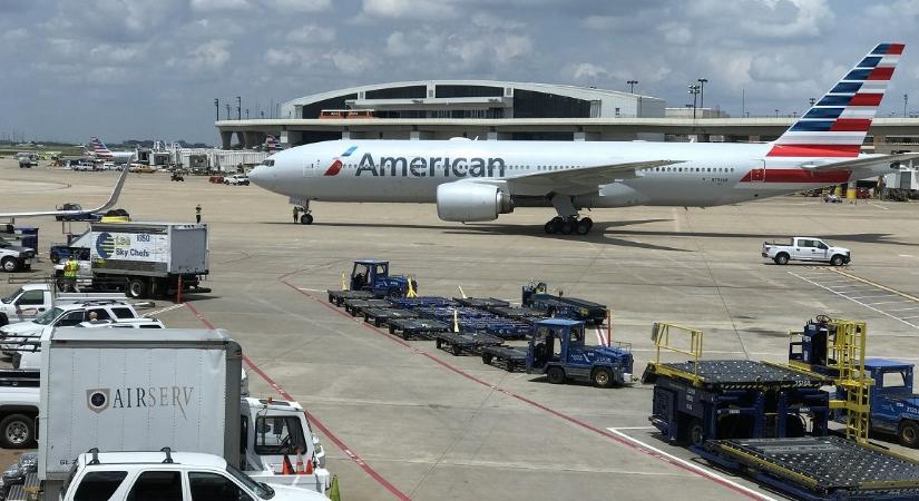 Példátlan helyzet állt elő az USA egyik legforgalmasabb légiközlekedési csomópontján