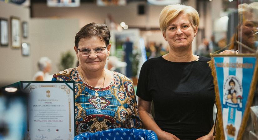 Zsíros tészta, fahéjas rizs: levette a lábáról a pestieket a lakodalmas béles