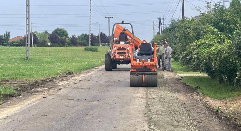 Megújult az útpadka Felsőzsolca több utcájában