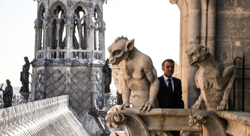 Végre: hat év után ma új korszak kezdődött a párizsi Notre-Dame-nál