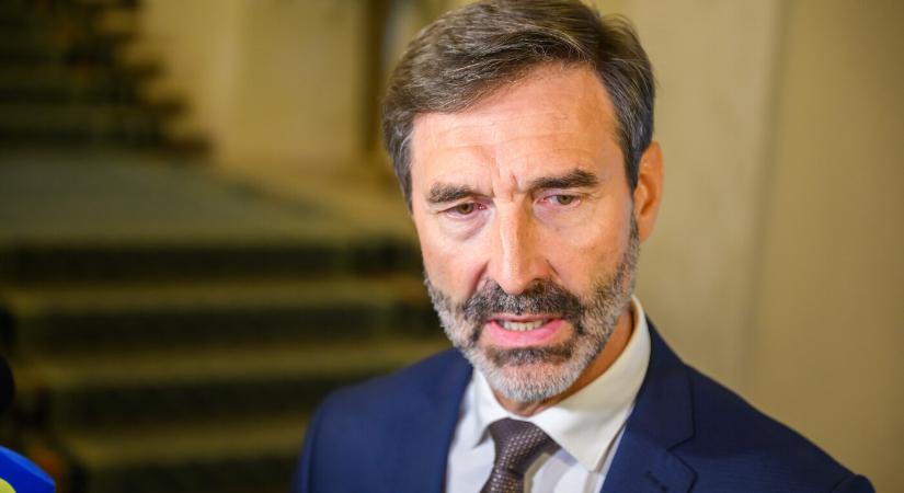 Blanár: Elfogadhatatlan az észt légtér megsértése