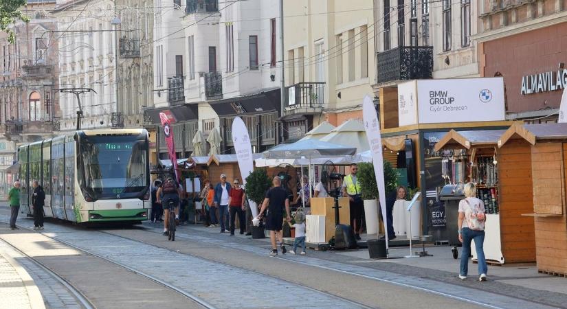 Szombat délelőtt a Piknik két nagy napjára készült Miskolc - képek, videó