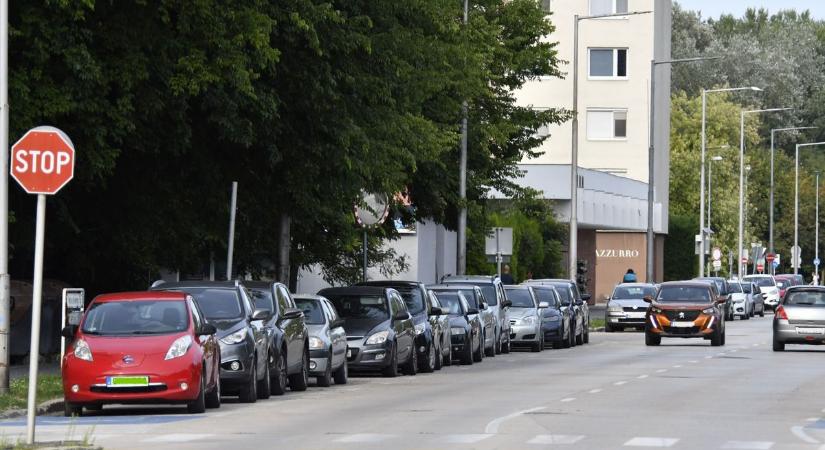 Civil Kerekasztal Mosonmagyaróváron: a Városközponti parkolásról is tájékoztatnak