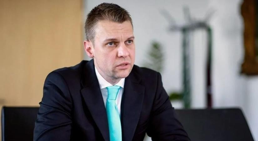 Nem mindennapi állításokat tett Menczer Tamás a sportarénában