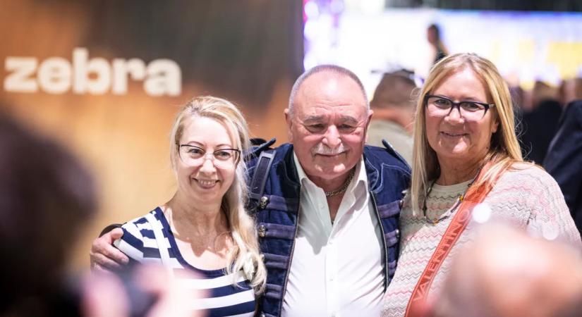 Nagy Feró és a celebek is kiállnak a nemzeti ügyért! Sztárparádé a DPK-n  videó