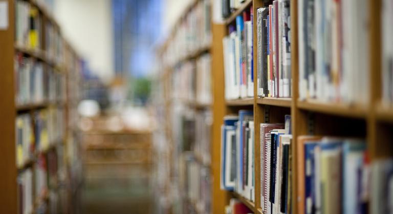 Nők által írt könyveket tiltottak be a tálibok az afgán egyetemeken